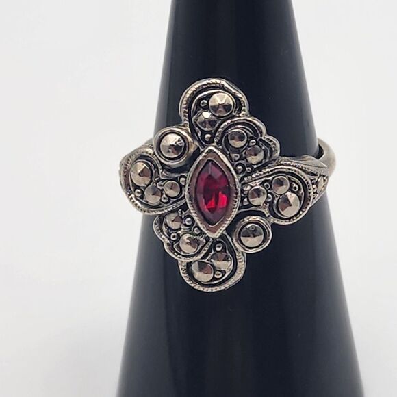 Avon Celtic Silver Tone & Red CZ Ring (7) - Picture 1 of 7